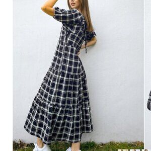 Asos Violet Romance Midi Dress Puff Sleeve Tiered Black White Plaid Check Size 4